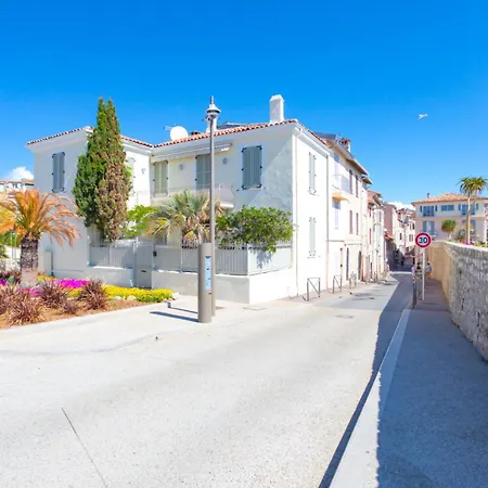 Apartament A8 - 2 Bdr Duplex Remparts Heart Of Old